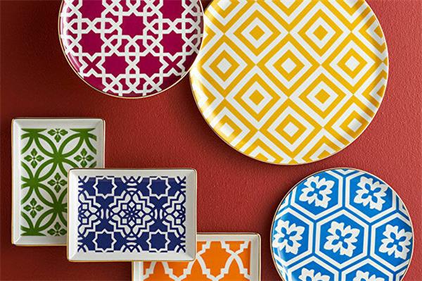 MOROCCO Сервиз обеденный на 6 персон, цвета: зелёный, синий, оранжевый, жёлтый, фуксия, петроль (18 предметов: тарелка обеденная 28 см - 6 шт., тарелка десертная 20 см - 6 шт., блюдо прямоугольное 18х13 см - 6 шт.)